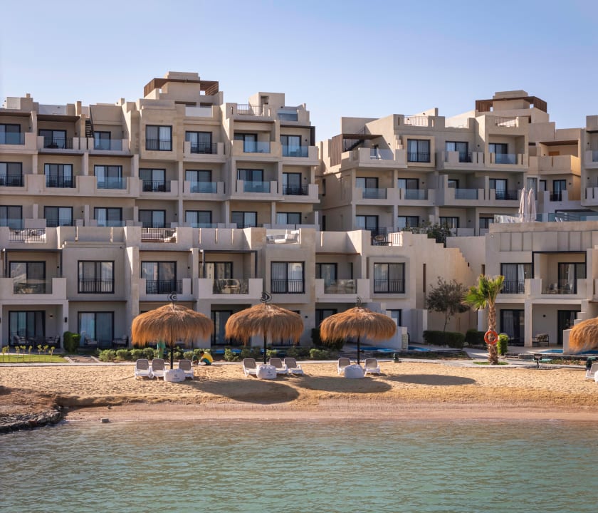 Strand Creek Hotel and Residences El Gouna