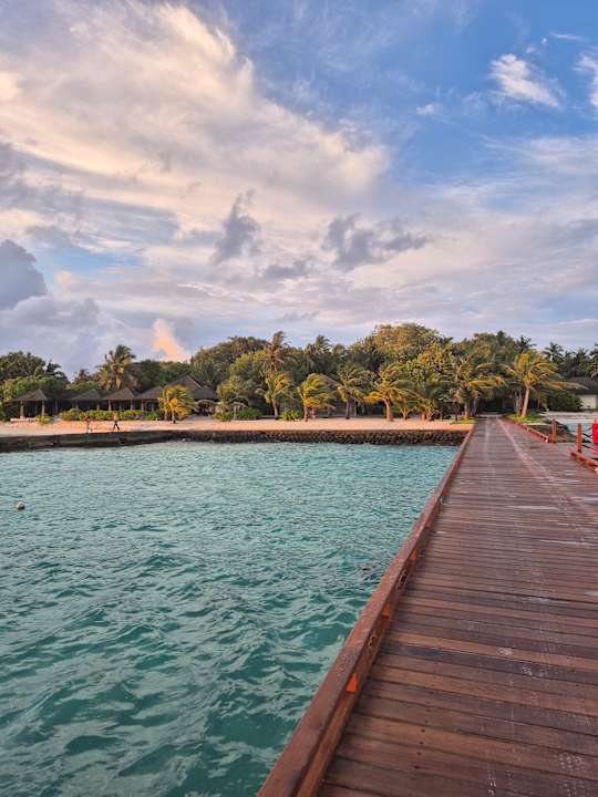 Strand Adaaran Select Meedhupparu Island Resort - Premium All Inclusive