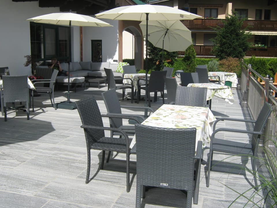 Gartenanlage Hotel Landhaus Zillertal