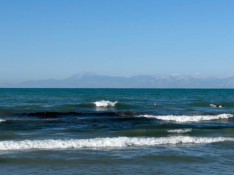 Strand Side Story Resort & Spa