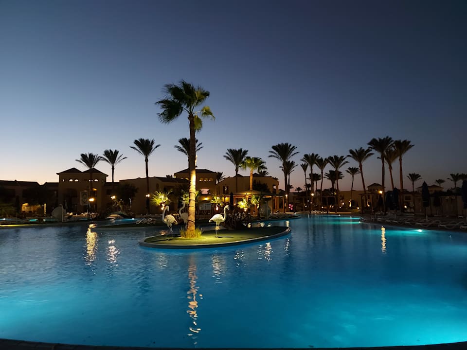 Pool Cleopatra Luxury Resort Makadi Bay