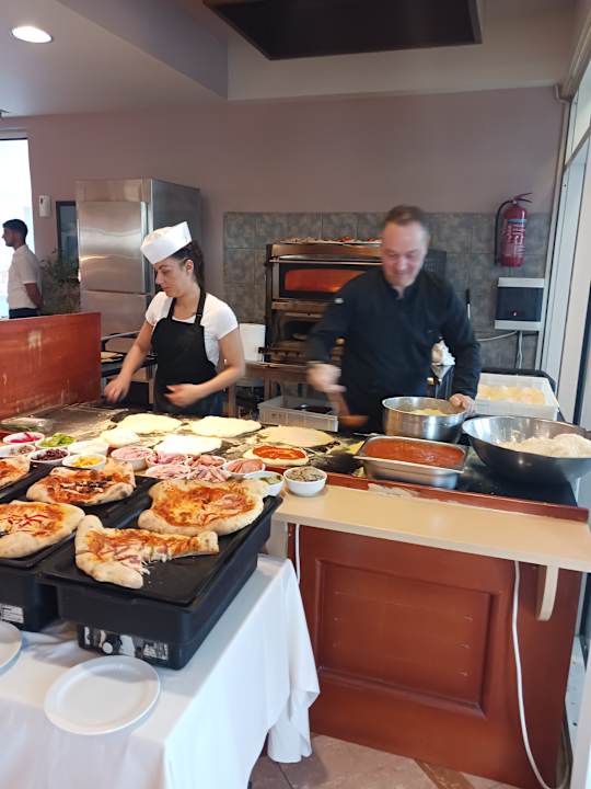 Gastro Sovereign Beach Hotel