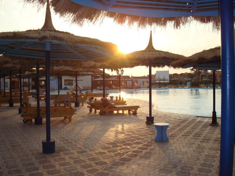 Active pool Pickalbatros Royal Moderna Resort-Sharm El Sheikh