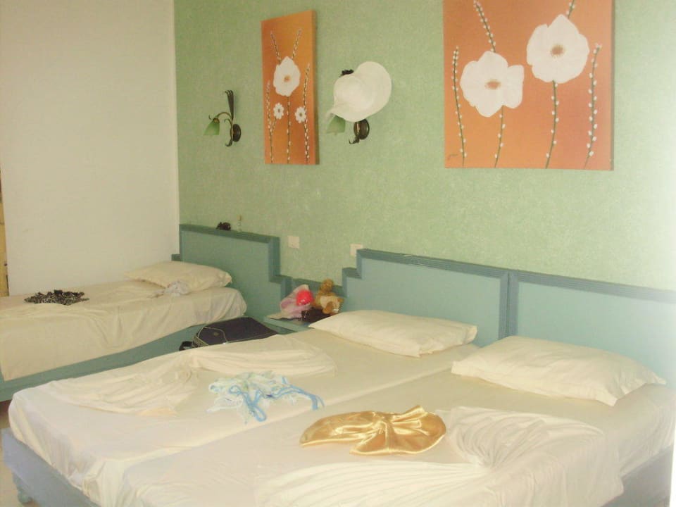 sauberes Zimmer Omar Khayam Resort & Aquapark