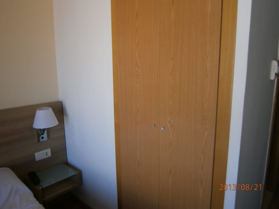 Kleiner Schrank Hotel Edén Palma Playa - Adults Only