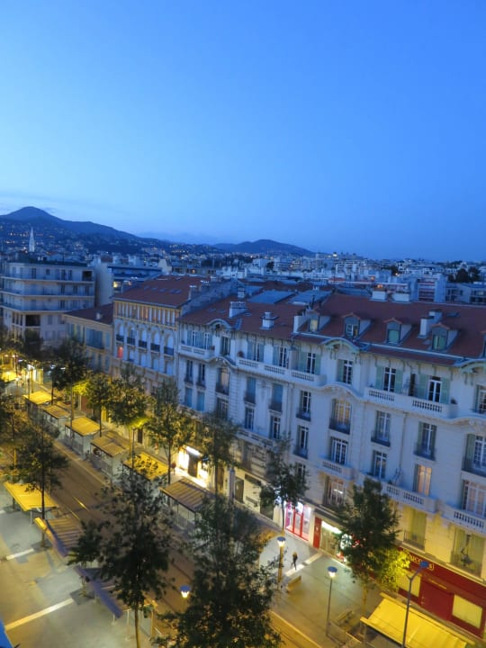 Ausblick von der Dachterasse Hotel Monsigny