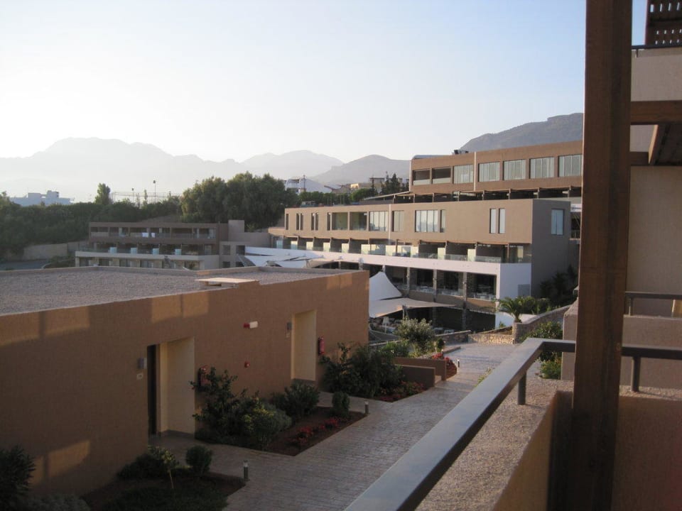 Zu den Familienzimmern Atlantica Mikri Poli Crete