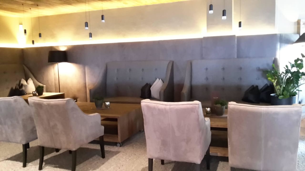 Teilbereich Bar Hotel Chalet Mirabell