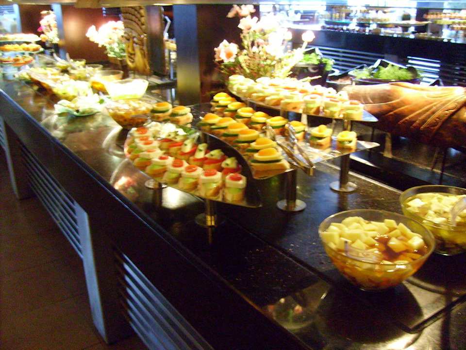 Buffet Limak Lara Deluxe Hotel & Resort