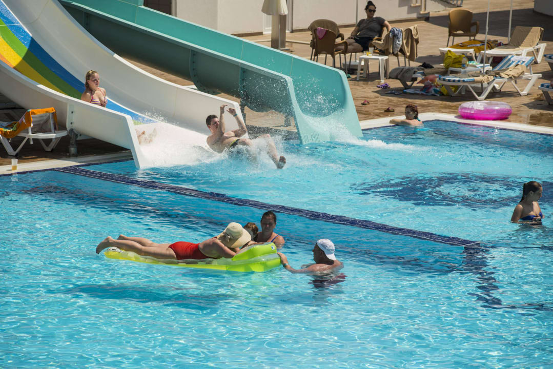 Rutschbahn Palm World Side Resort & Spa