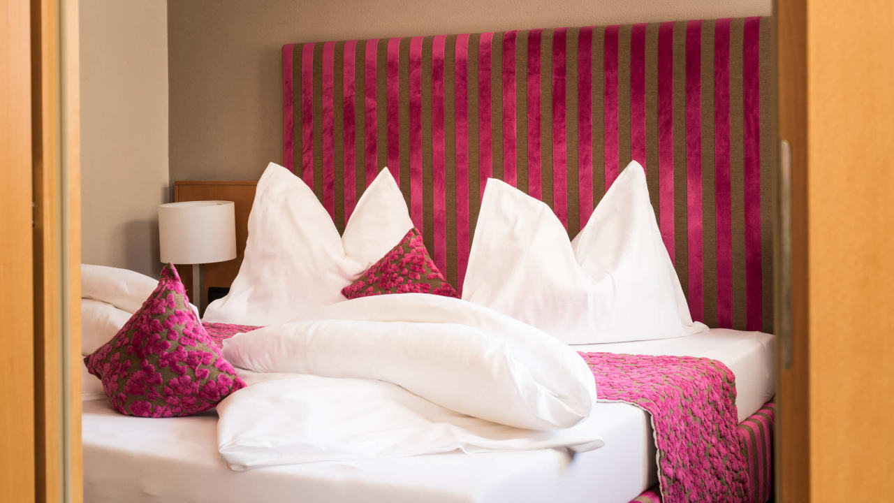 Zimmer Flora Hotel & Suites