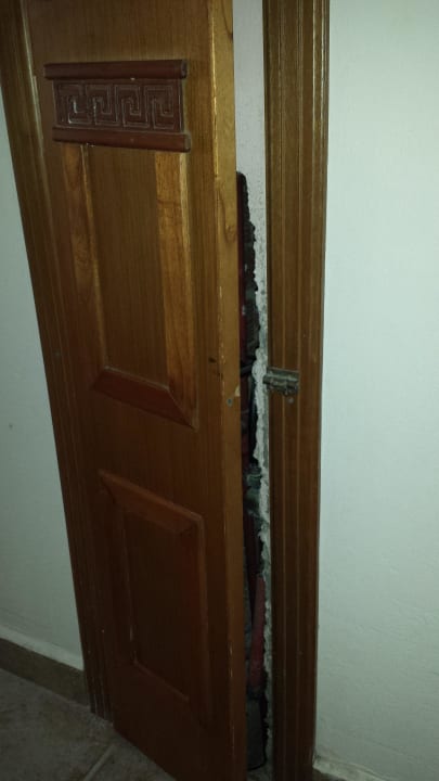 Flour Sandy Beach Resort