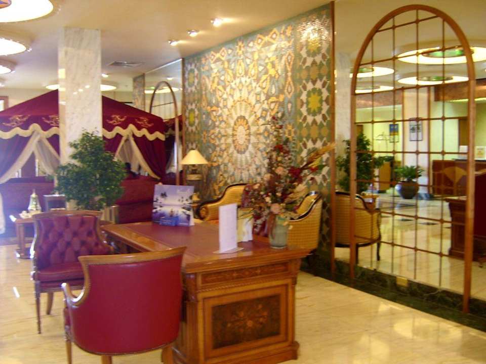 Hotel Looby Hilton Garden Inn Ras Al Khaimah