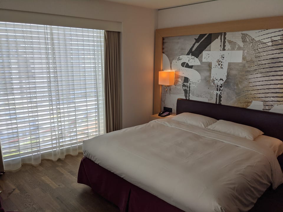Zimmer Renaissance Zurich Tower Hotel