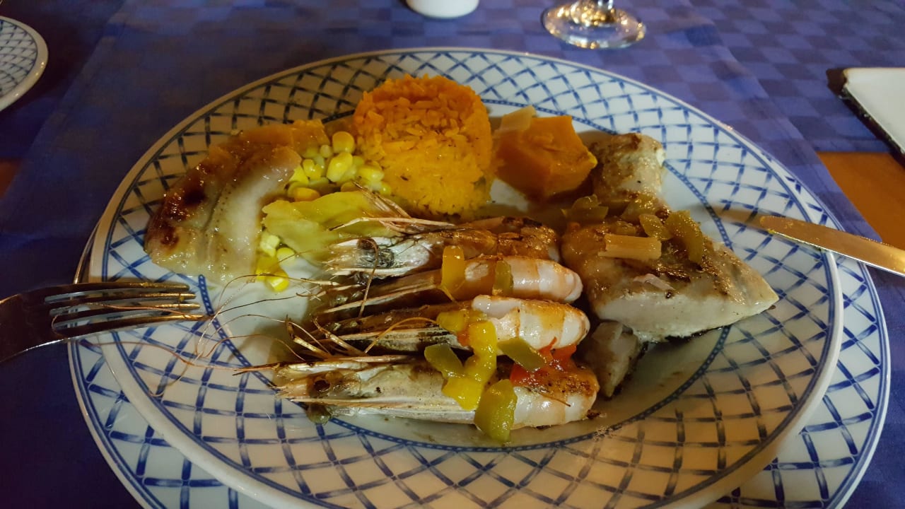 Abendessen beim Cubaner / El Conuco Melia Las Antillas - Adults only