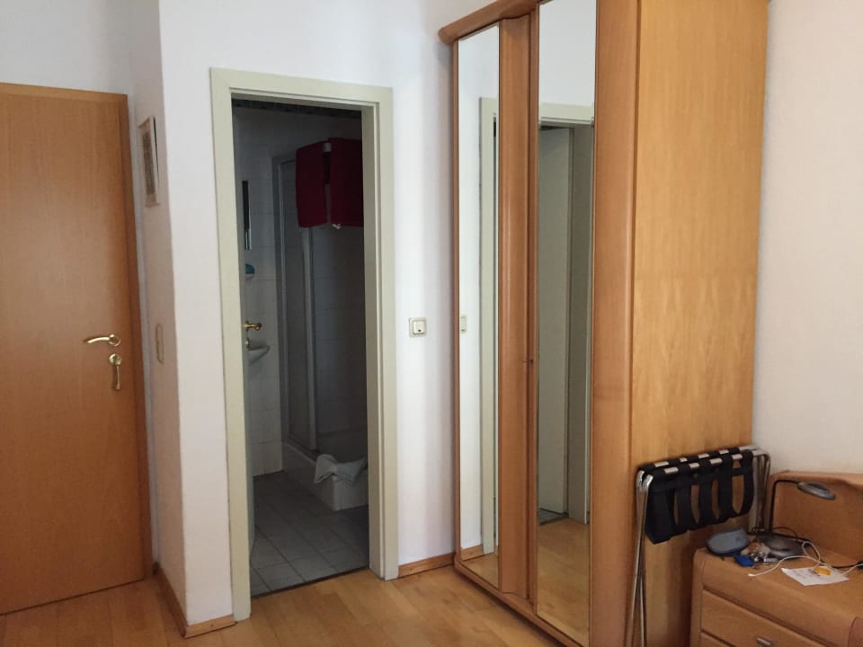 Zugang zum Bad Domhotel Restaurant LaWendel