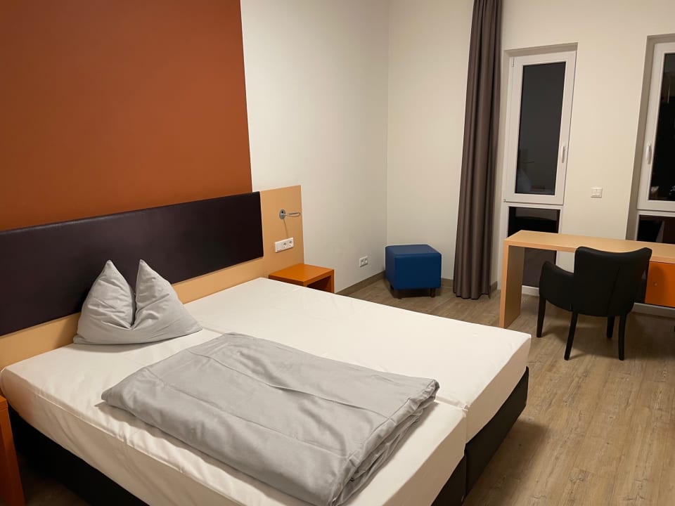 Zimmer Friendly Cityhotel Oktopus