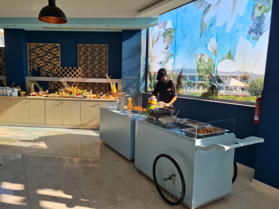 Gastro Asterias Beach Resort