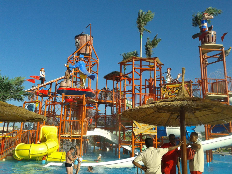 Пиратский корабль Pickalbatros Aqua Park Resort - Hurghada