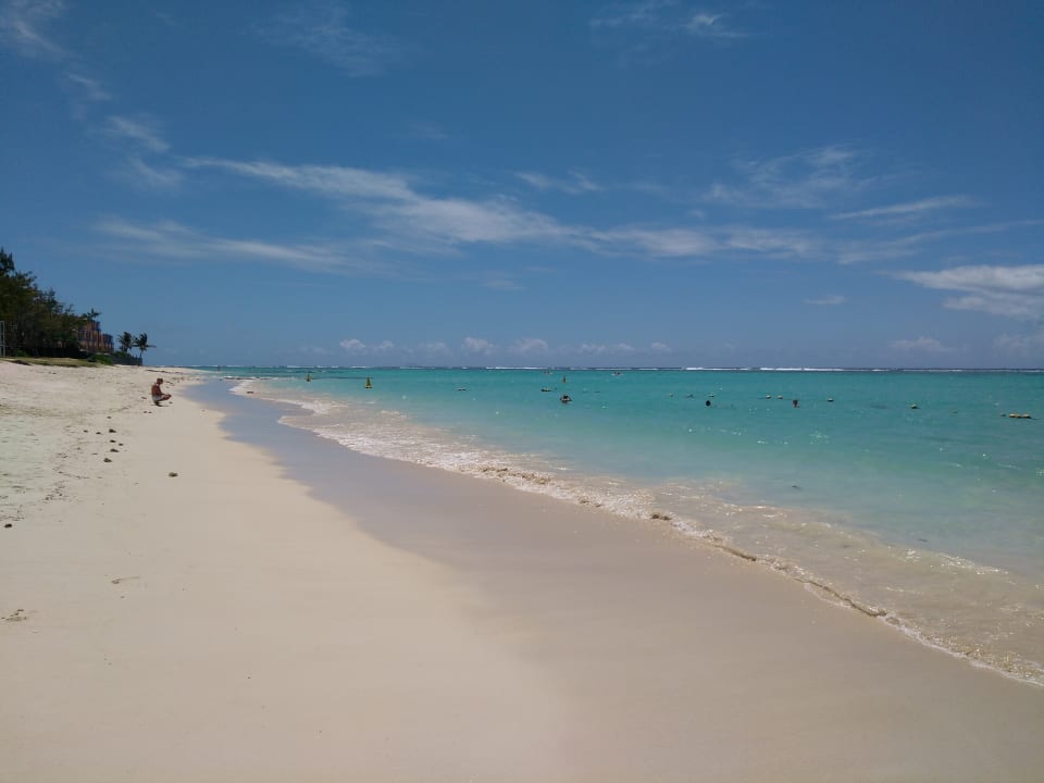 Strand Crystals Beach Resort Belle Mare, a member of Radisson Individuals
