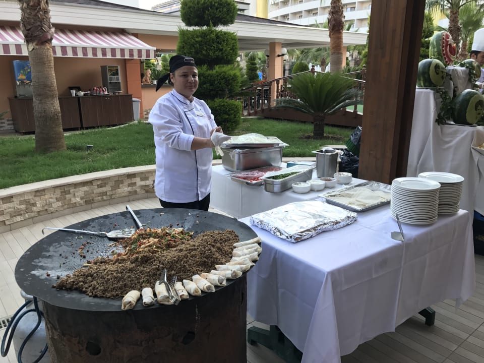 Restaurant Dizalya Palm Garden