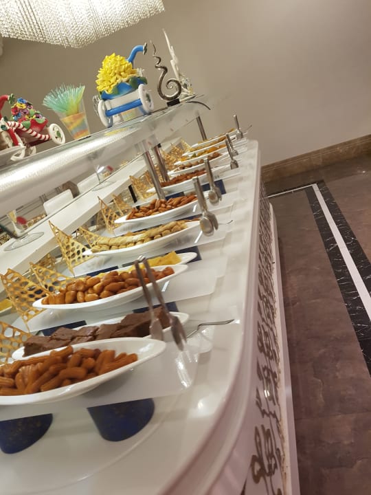 Gastro Side Royal Palace Hotel & Spa