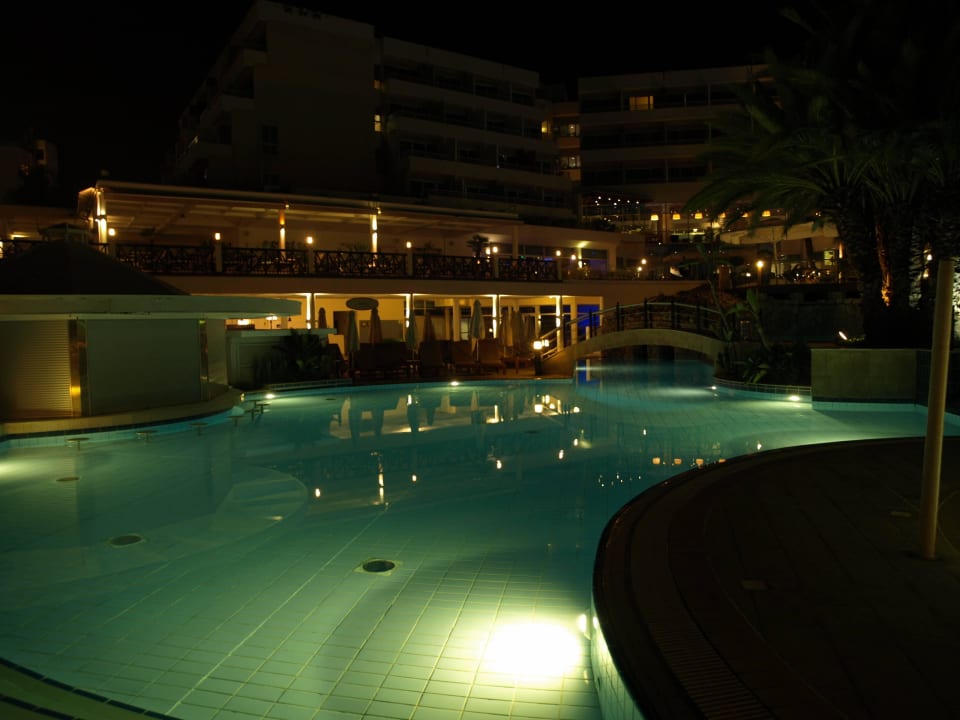 Pool Mediterranean Beach Hotel