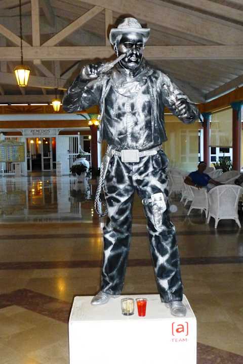 Selbstdarsteller in Lobby Melia Las Dunas