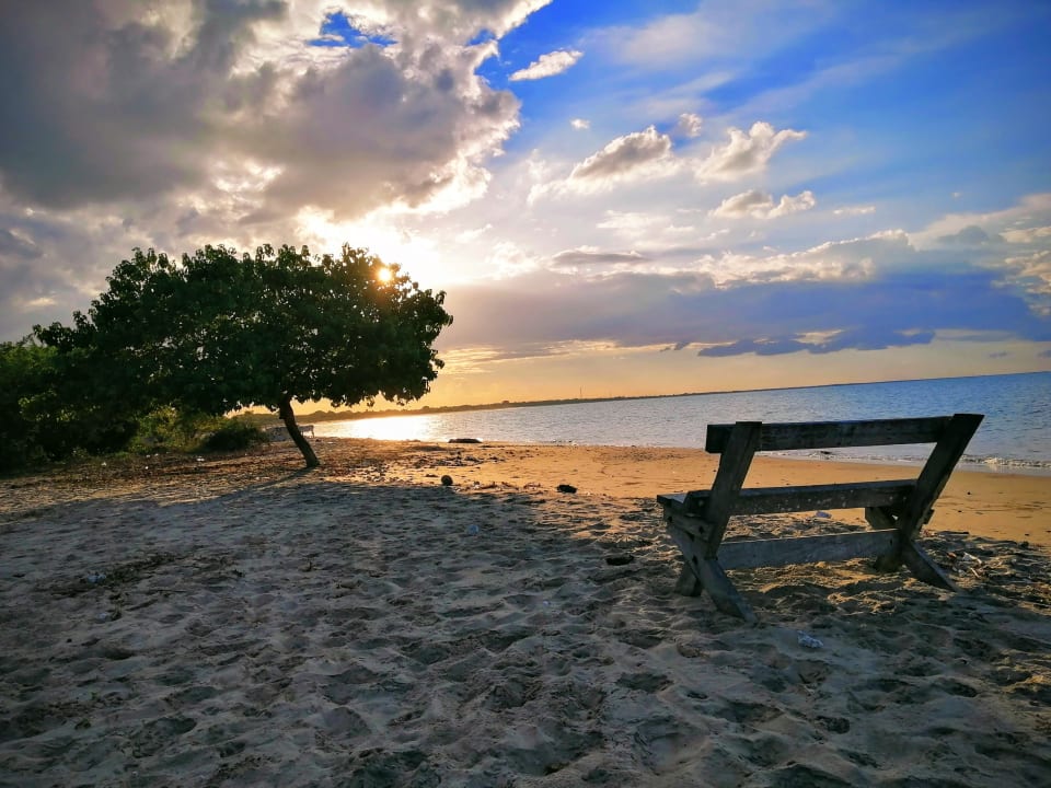 Strand Giman Free Beach Resort