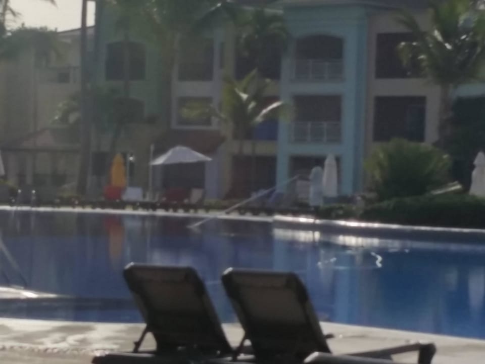 Pool Ocean Blue & Sand