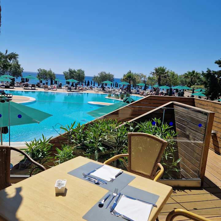 Pool Esperos Mare Resort & Spa