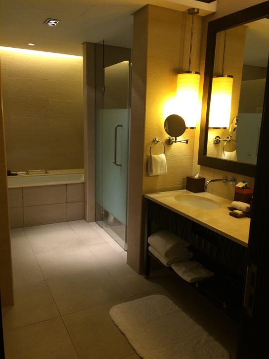 Bad Anantara The Palm Dubai Resort