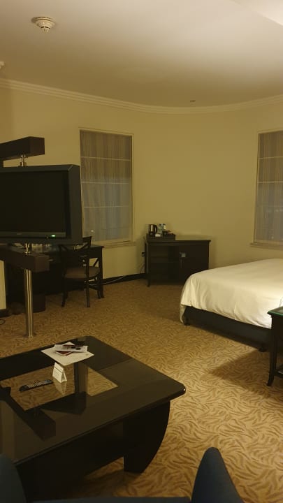 Zimmer Towers Rotana