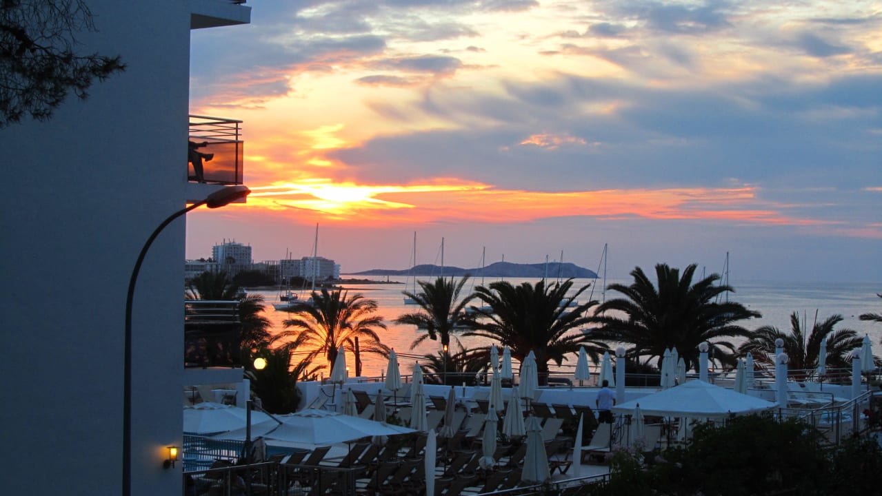 Sonnenuntergang vom Zimmer Hotel Osiris