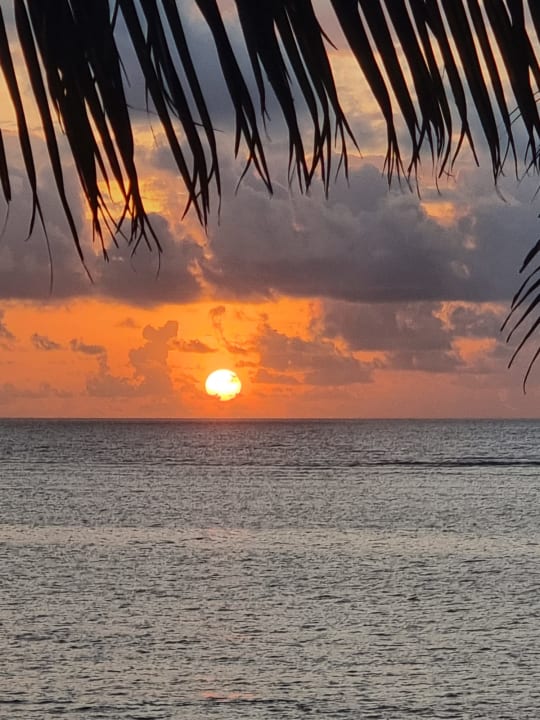 Strand Bahari Beach Hotel