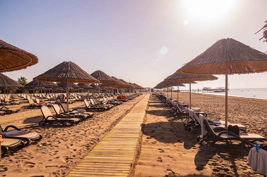 Strand Gloria Serenity Resort