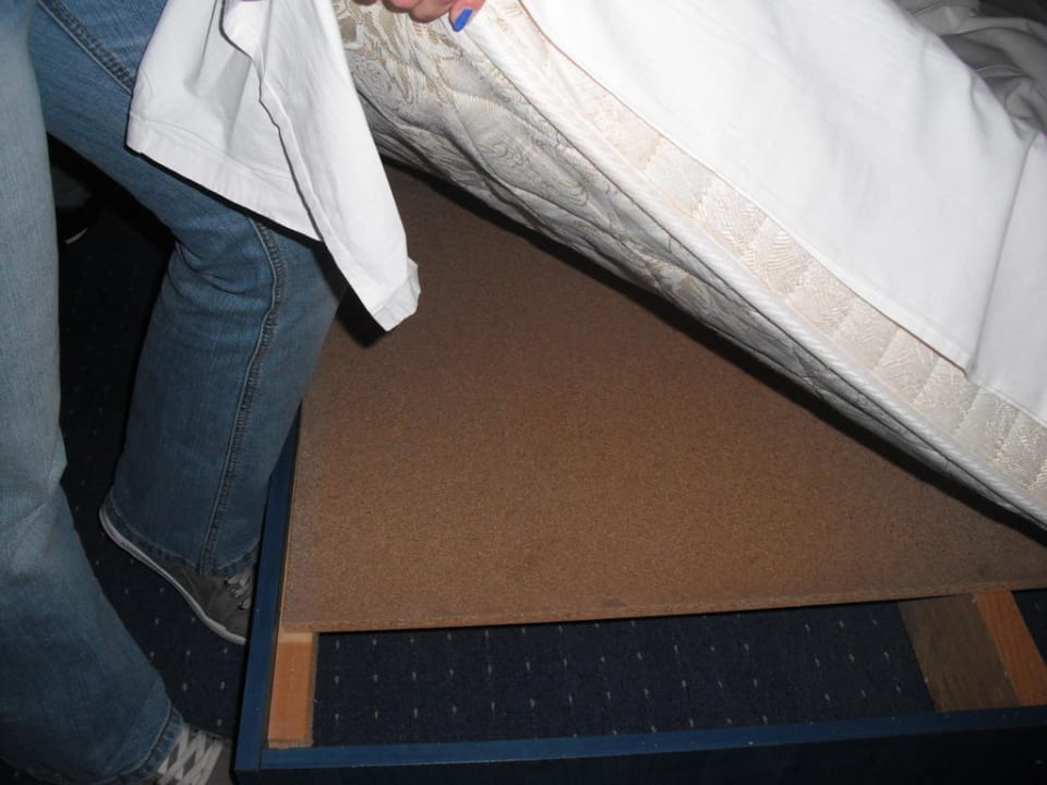 Das ist das Bett Hotel Regina