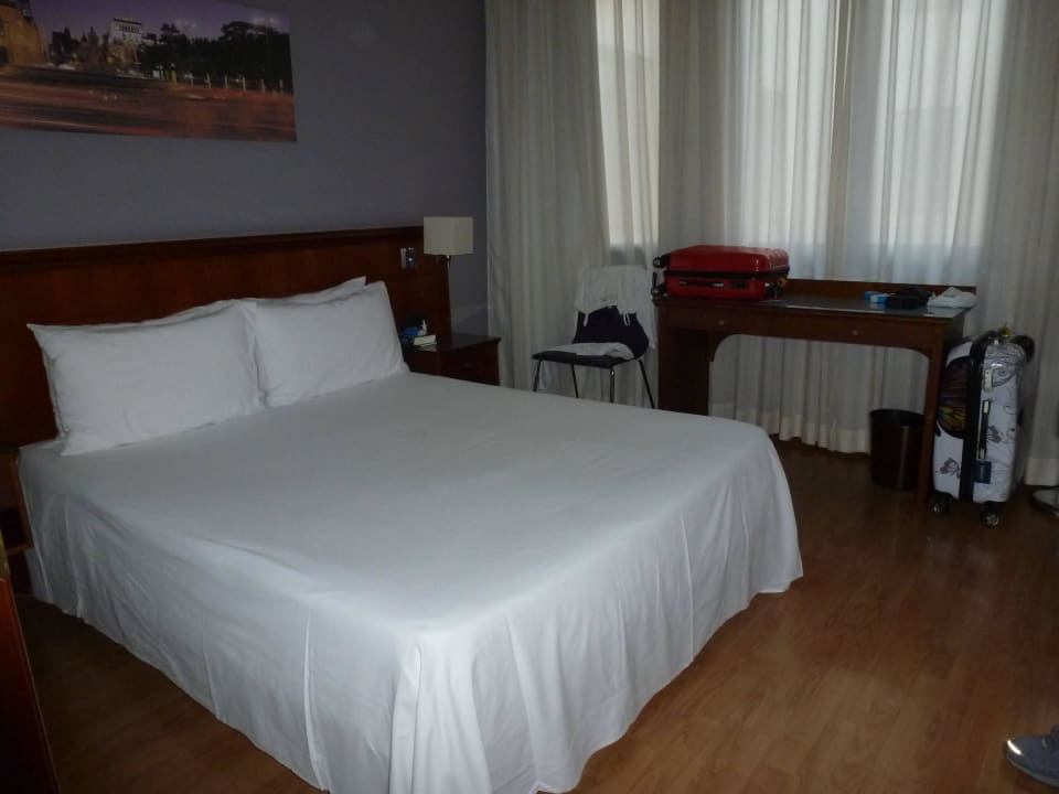 Leider sehr kleines Zimmer INNSIDE by Meliá Madrid Gran Vía