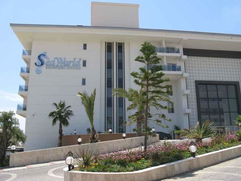 Eingangsbereich / Einfahrtsbereich Seaden Sea World Resort & Spa