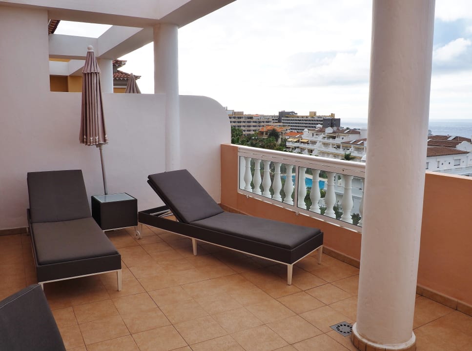 Große Terrasse  Hotel Riu Garoe