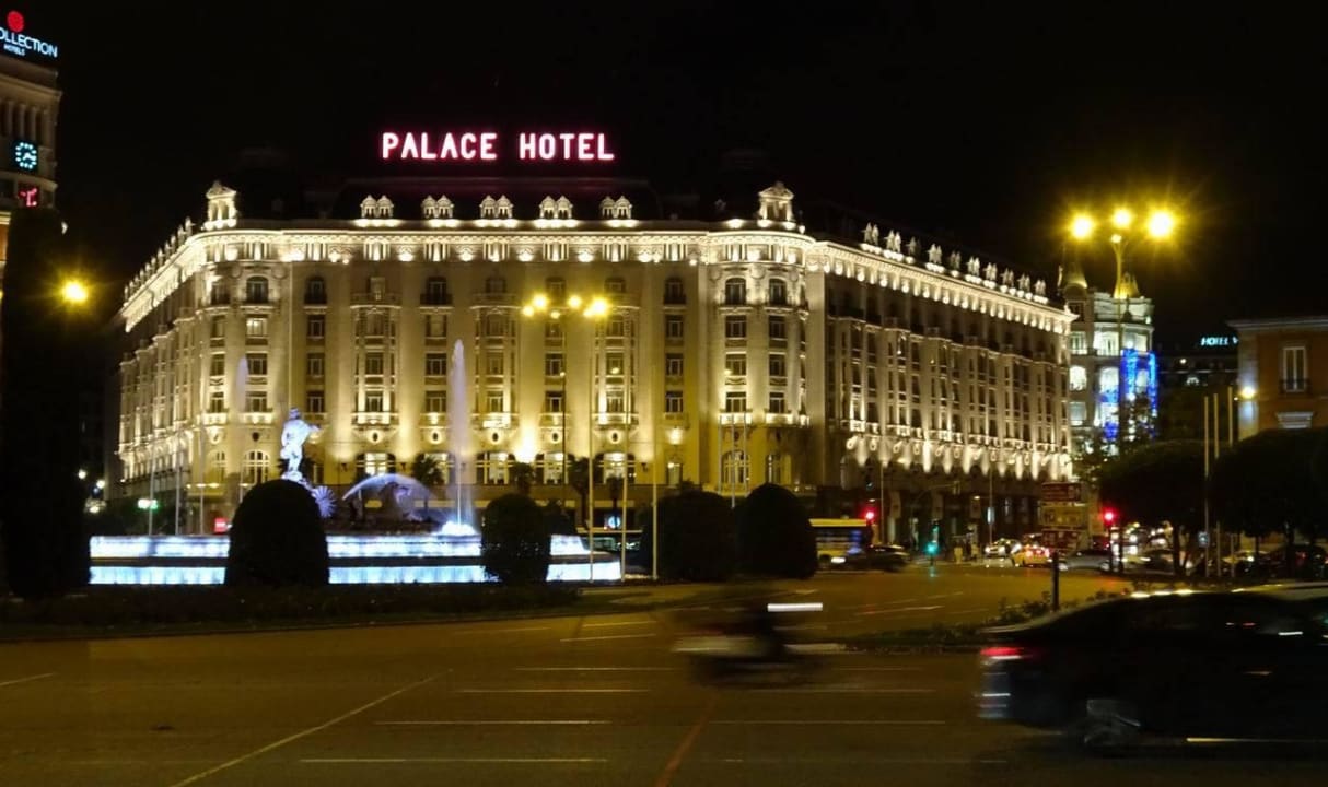 Street view The Westin Palace, Madrid