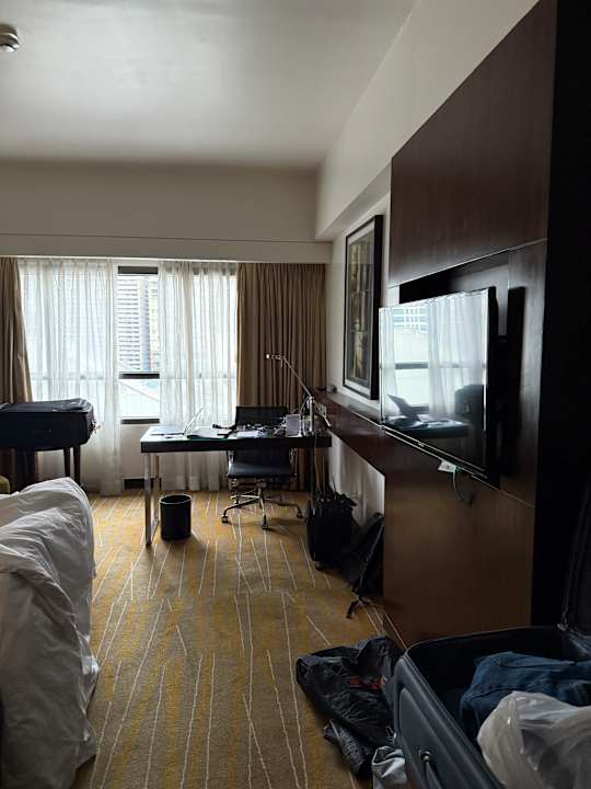 Zimmer Hotel Holiday Holiday Inn Suites Makati