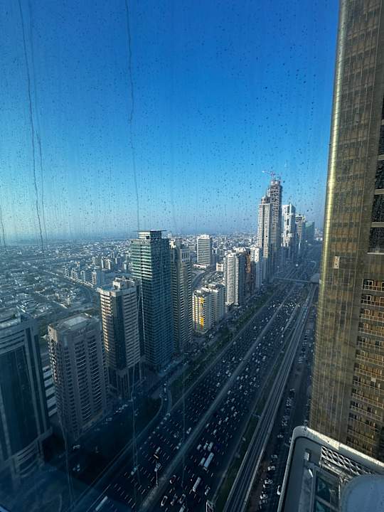 Ausblick Rose Rayhaan by Rotana