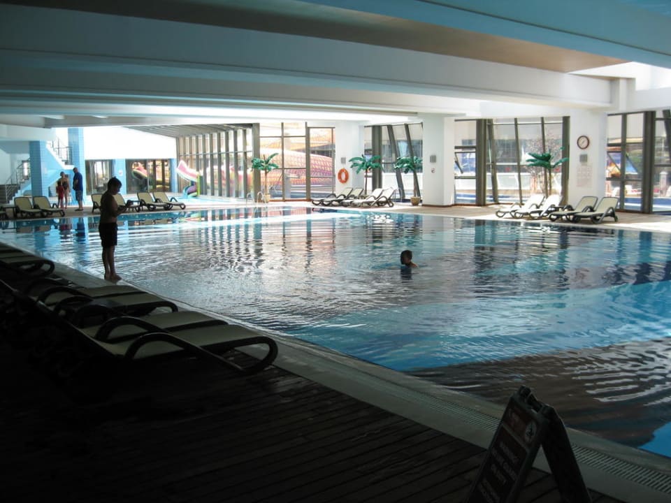 Hallenbad Limak Lara Deluxe Hotel & Resort