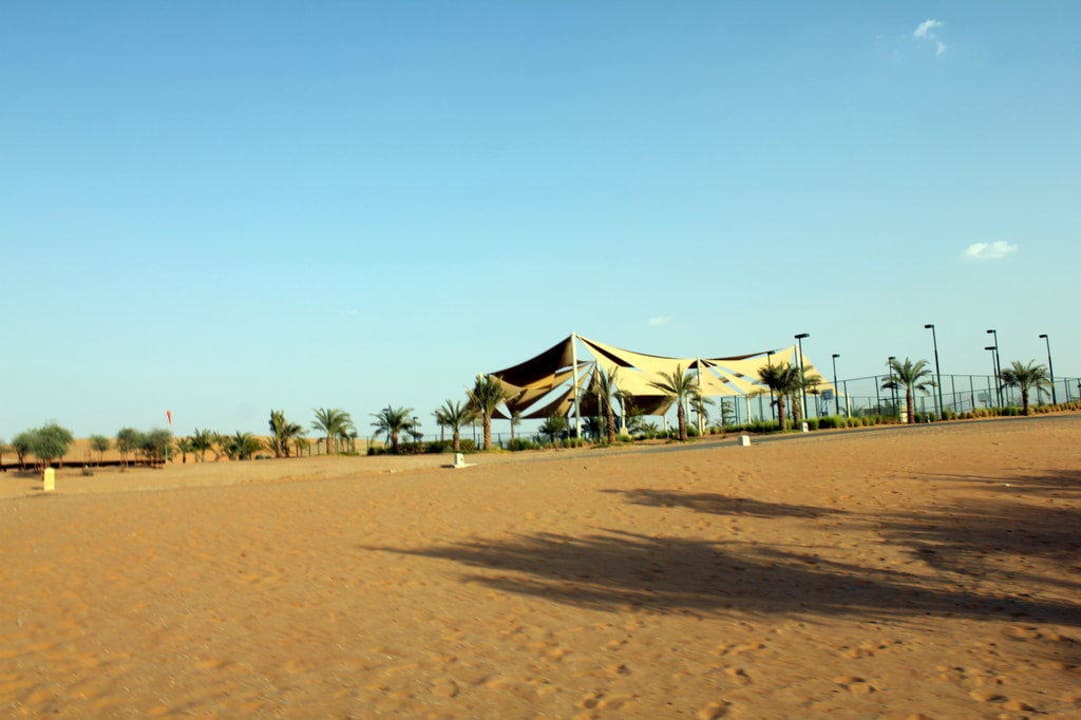 Tennisplatz Qasr Al Sarab Desert Resort by Anantara