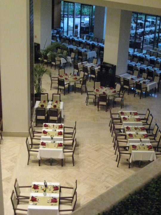 Buffet - Speisesaal Arum Barut Collection