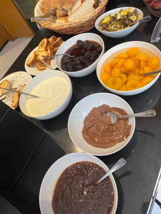 Gastro Hotel Andon Lapa i Pare