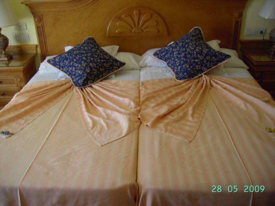 Schlafzimmer liebvoll dekoriert Hotel Riu Palace Maspalomas Adults Only