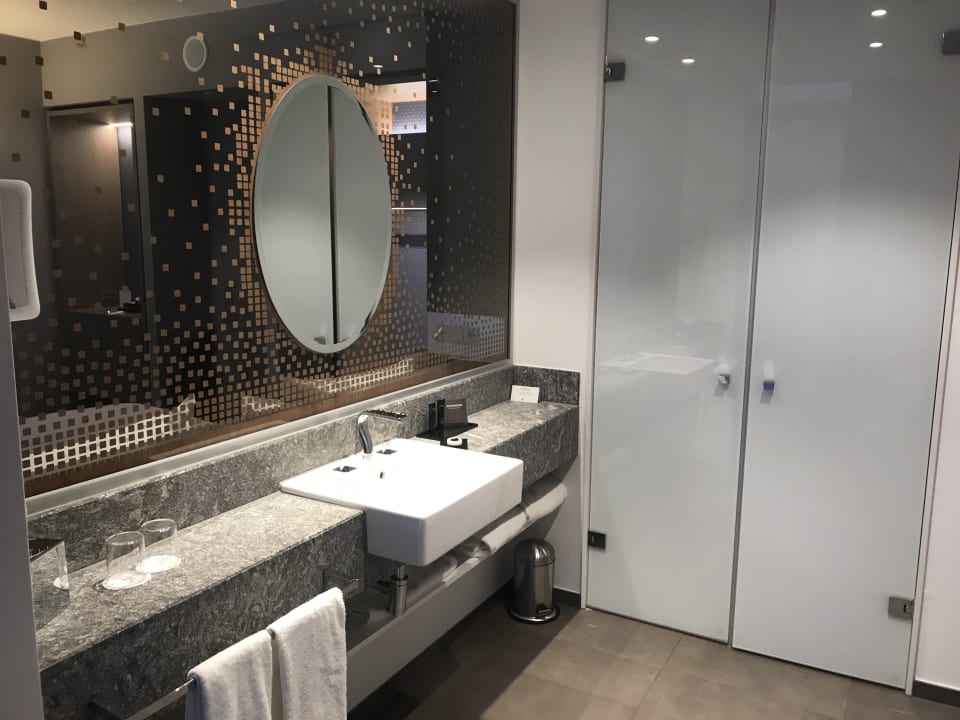 Zimmer Steigenberger Hotel München