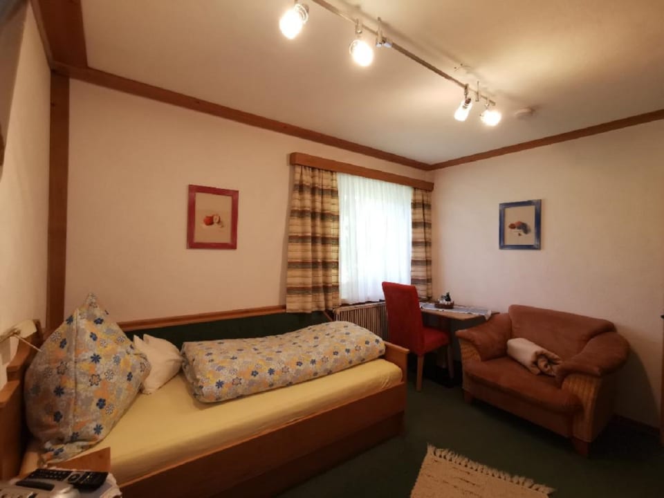 Zimmer Pension Tannheim - Fewo und Zimmer